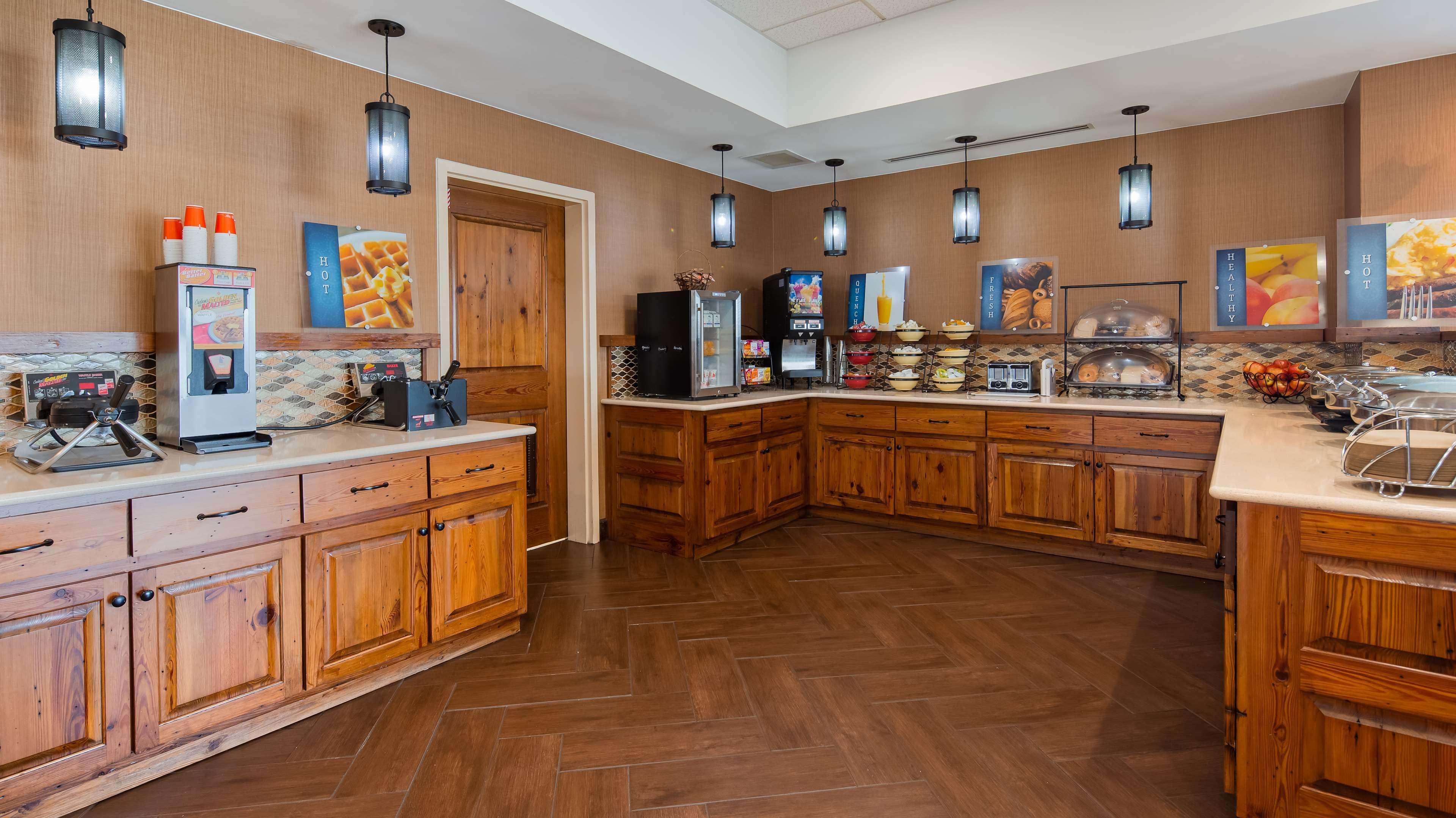Best Western Colonial Inn Cordele Exterior photo